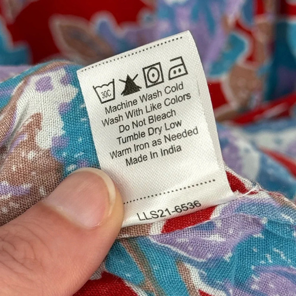 Love the Label Bouquet Smocked Tiered Ruffle Skirt Maxi Dress Blue Red Floral - Picture 7 of 7